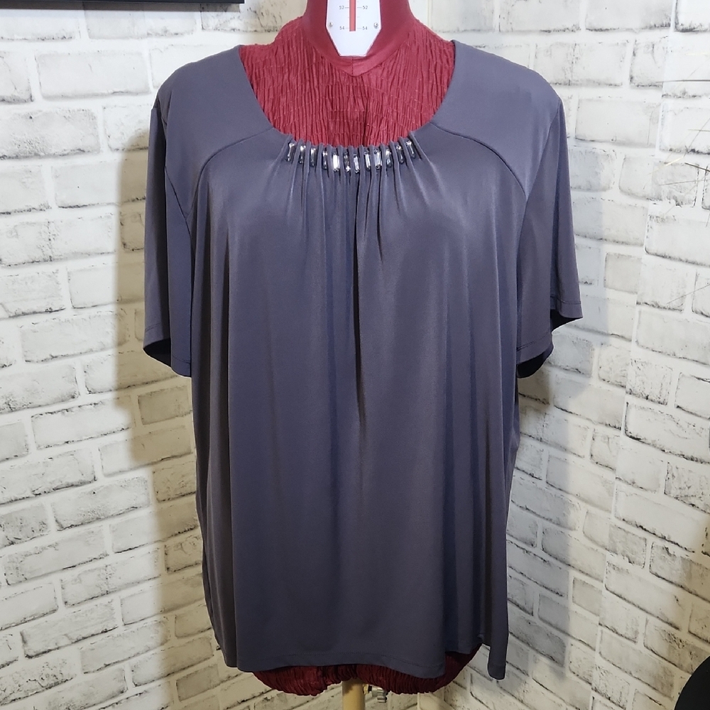 Maggie Barnes SZ 2X Dark Grey Short Sleeve Blouse